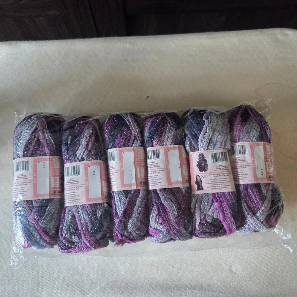 RARE 6 Skein 3oz Patons Pirouette Yarn Metallic 83430 Orchid Shimmer 4 Med - Picture 2 of 5